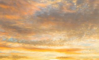 Фотообои Облачное небо на закате